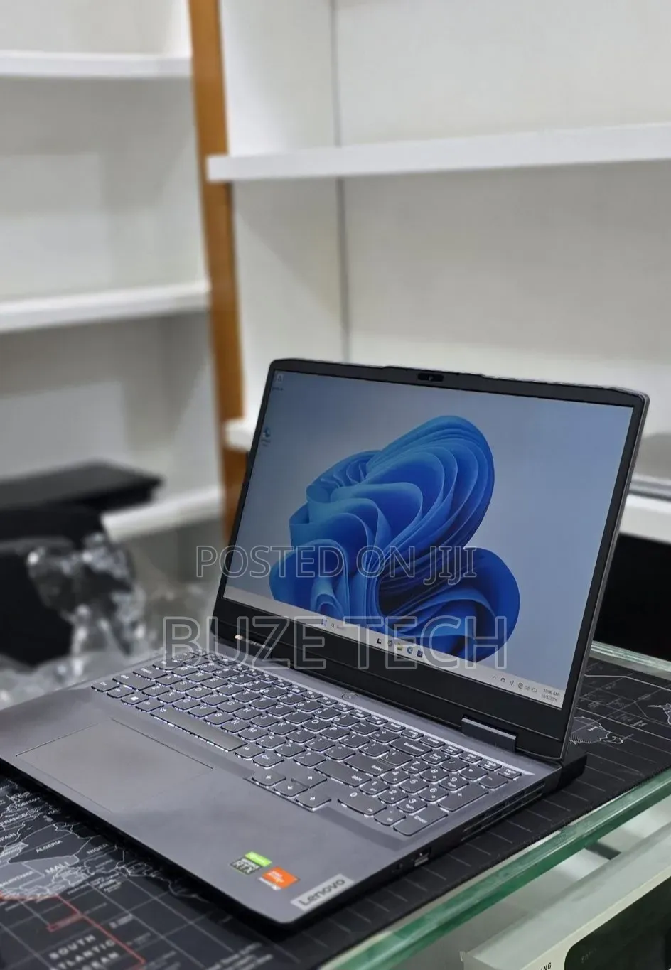 New Laptop Lenovo LOQ 15IRH8 16GB AMD Ryzen 7 SSD 512GB