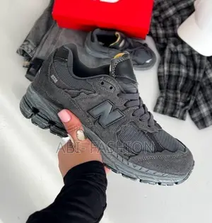 New Balance 2002R Protection Pack “Black Phantom” — Unisex Sneakers
