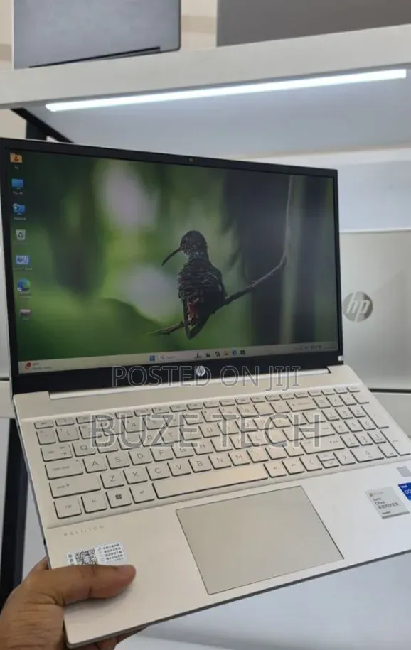 New Laptop HP Pavilion 15 16GB Intel Core i5 SSD 512GB