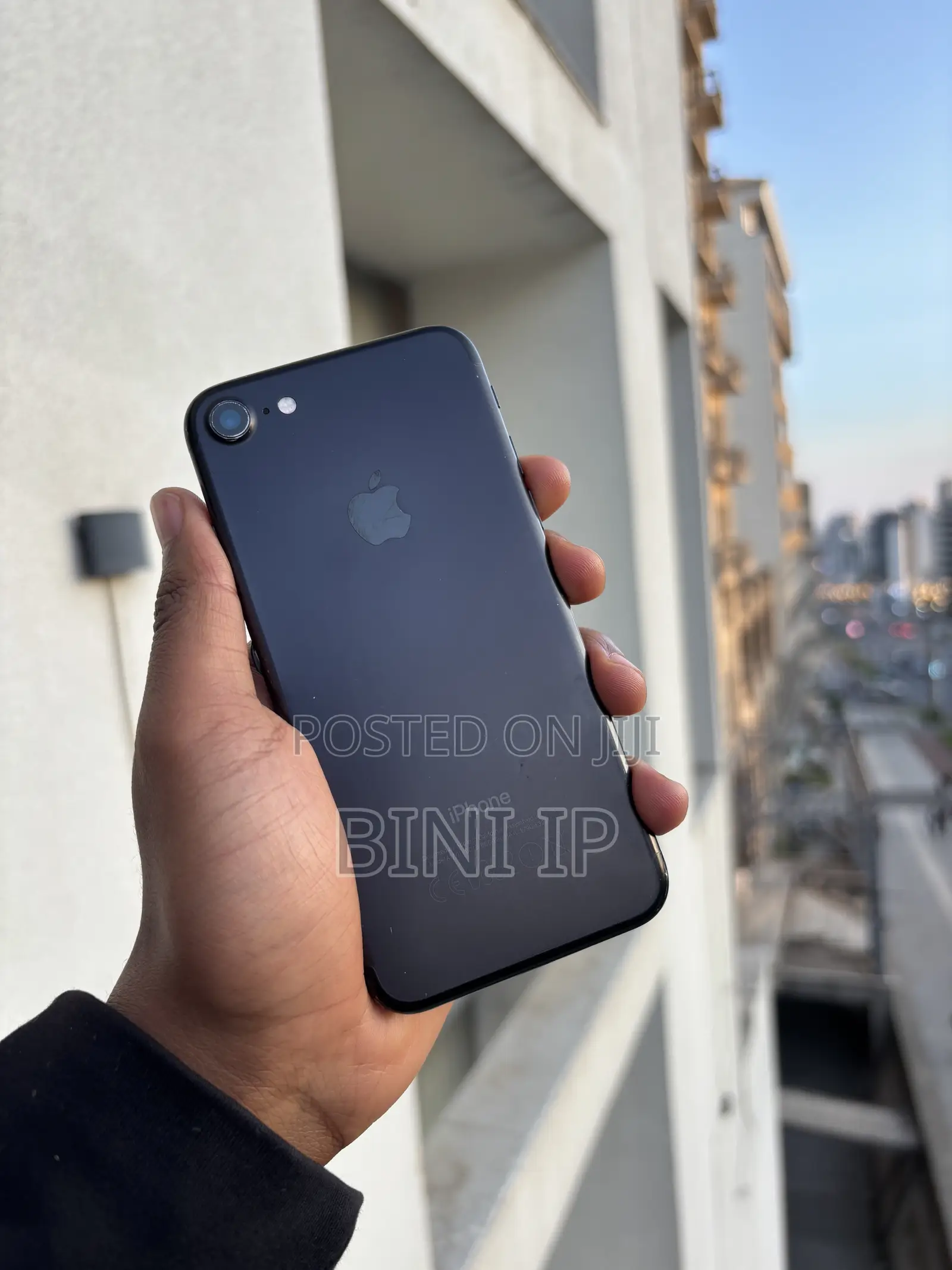 New Apple iPhone 7 128 GB Black