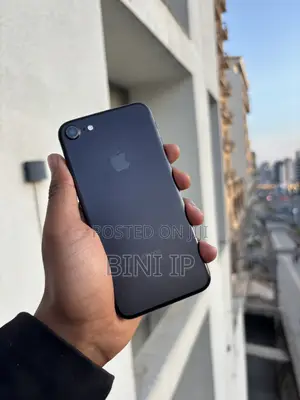 New Apple iPhone 7 128 GB Black