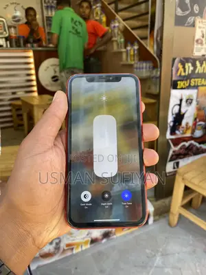 Apple iPhone XR 256 GB Red
