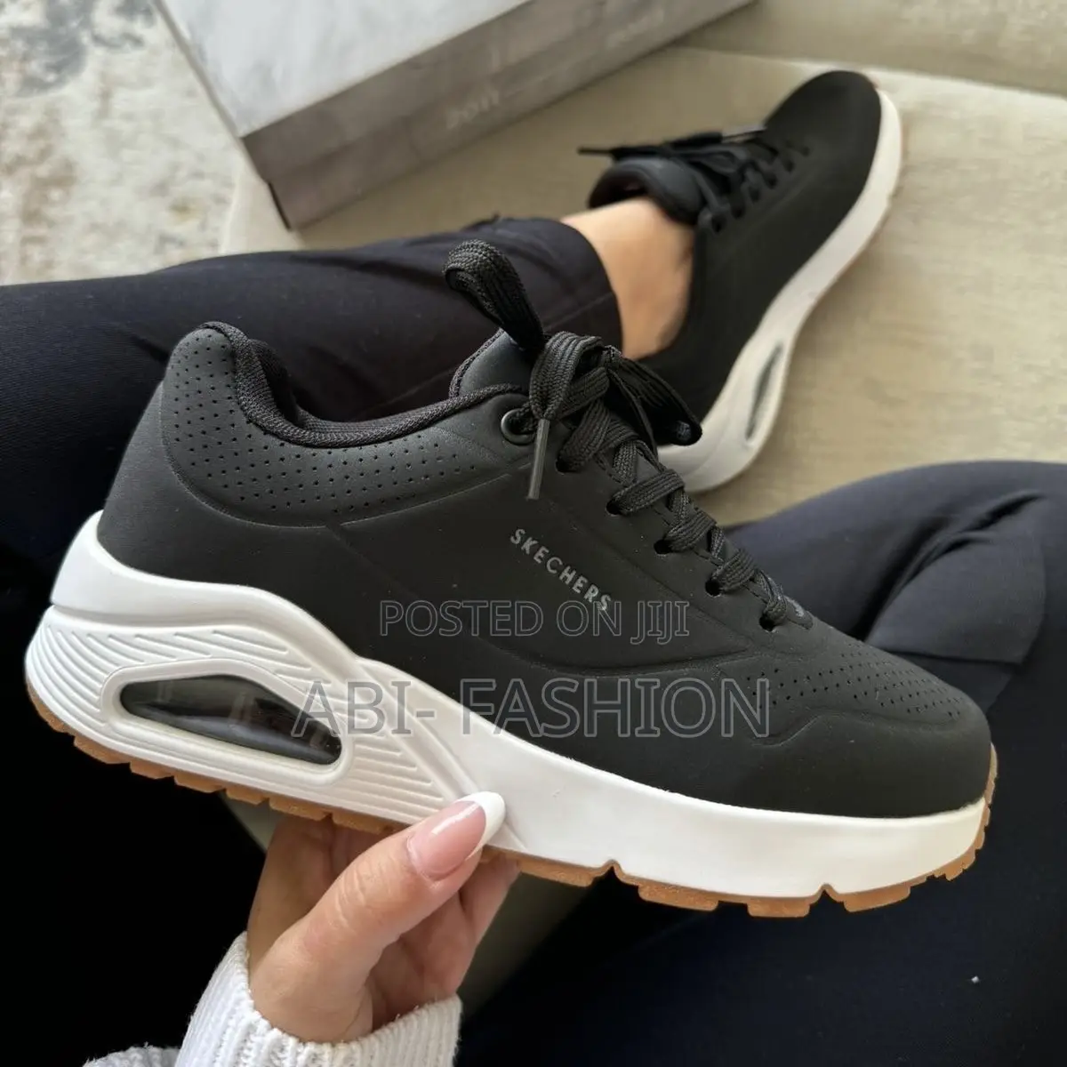 Skechers Uno 2 “Air Around You” — Black Shoes