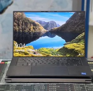 New Laptop Dell Precision 5570 16GB Intel Core i7 SSD 512GB