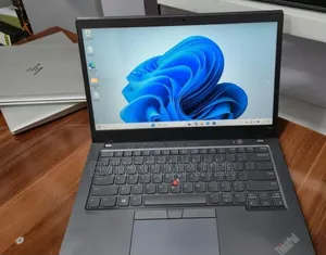 New Laptop Lenovo ThinkPad T14 16GB Intel Core i7 SSD 512GB