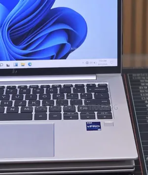 New Laptop HP EliteBook 840 G10 16GB Intel Core i7 SSD 512GB