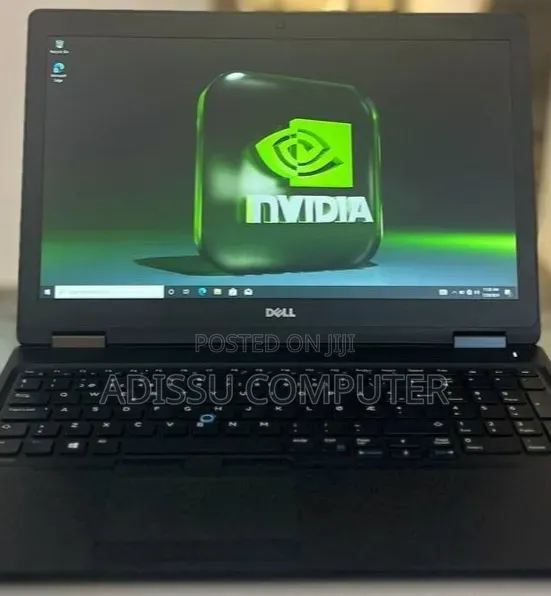 Laptop Dell Latitude 5580 16GB Intel Core i5 SSD 512GB