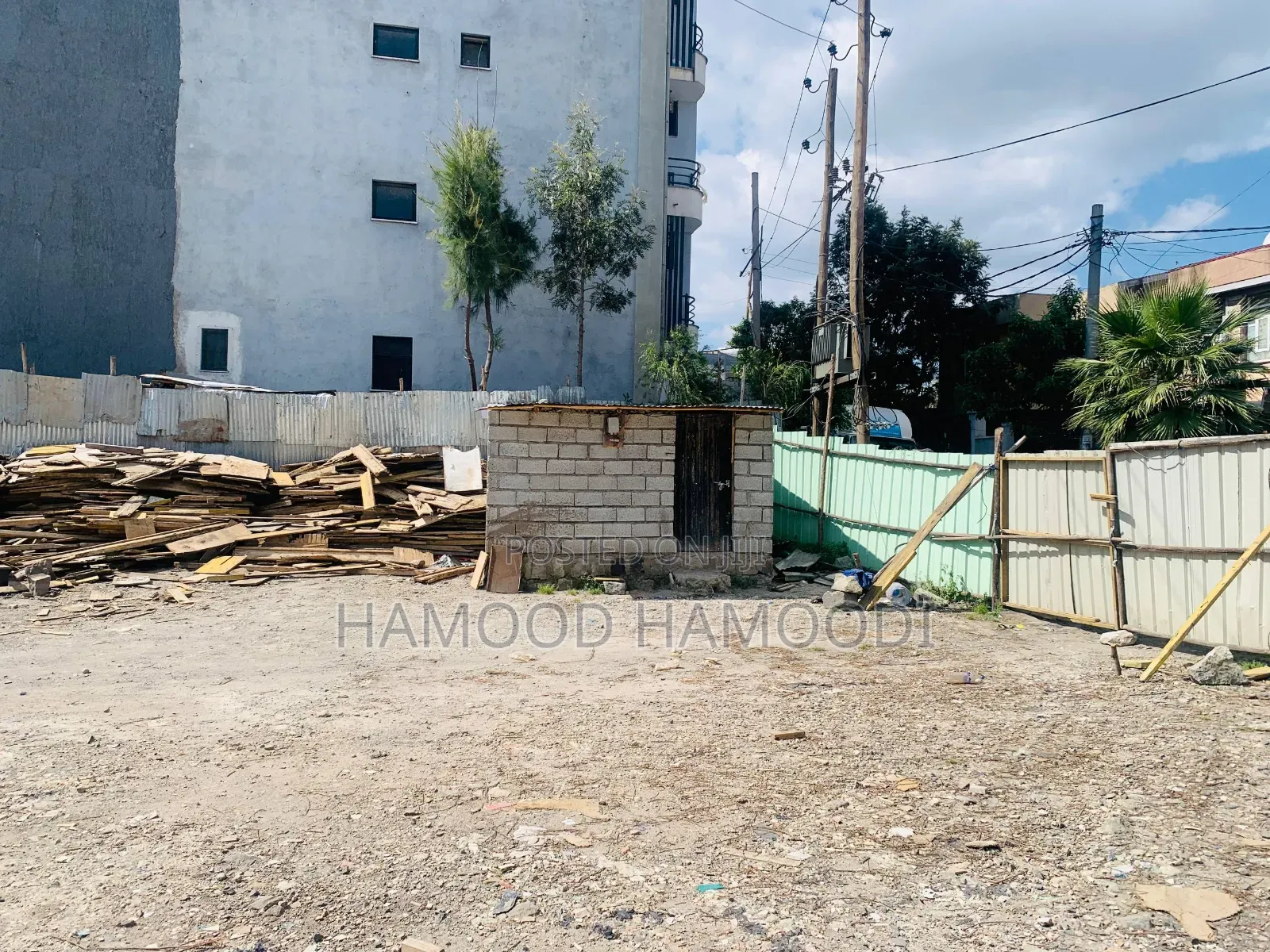 20bdrm Block of Flats in ቤተል, Gullele for sale