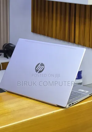 New Laptop HP Pavilion 14 8GB Intel Core i5 SSD 512GB