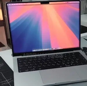 New Laptop Apple MacBook Pro 2024 M4 Pro 16GB Apple M4 Pro SSD 512GB