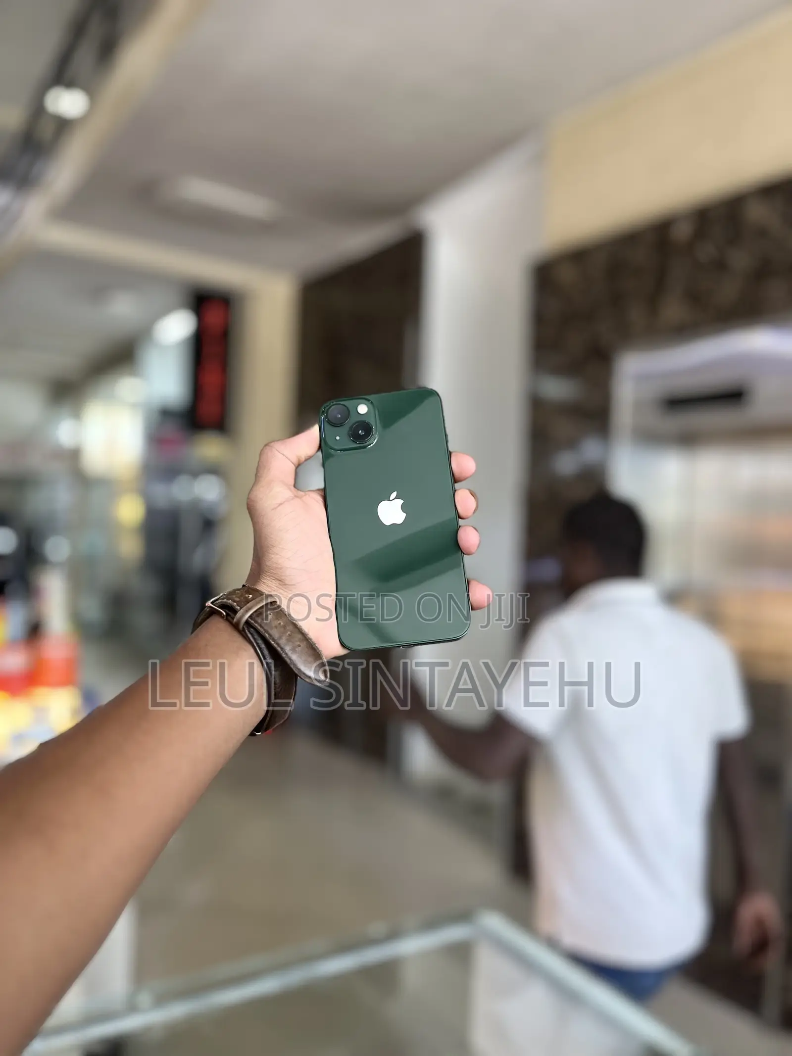 Apple iPhone 13 256 GB Green