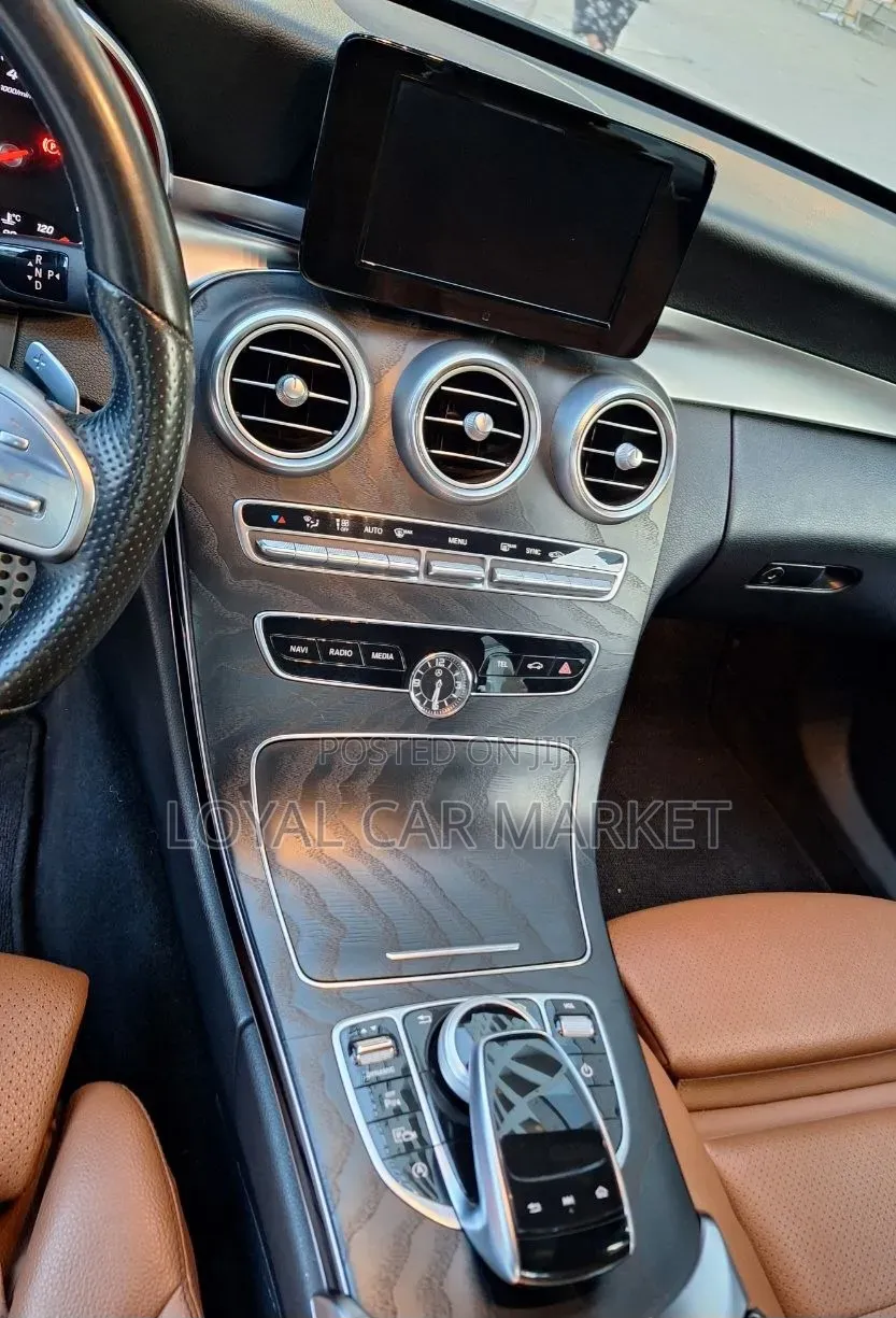 Mercedes-Benz C200 2019 Black