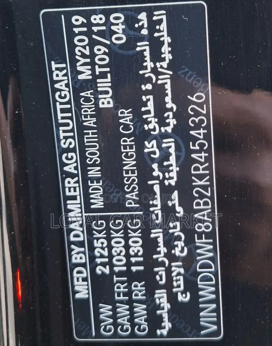 Mercedes-Benz C200 2019 Black