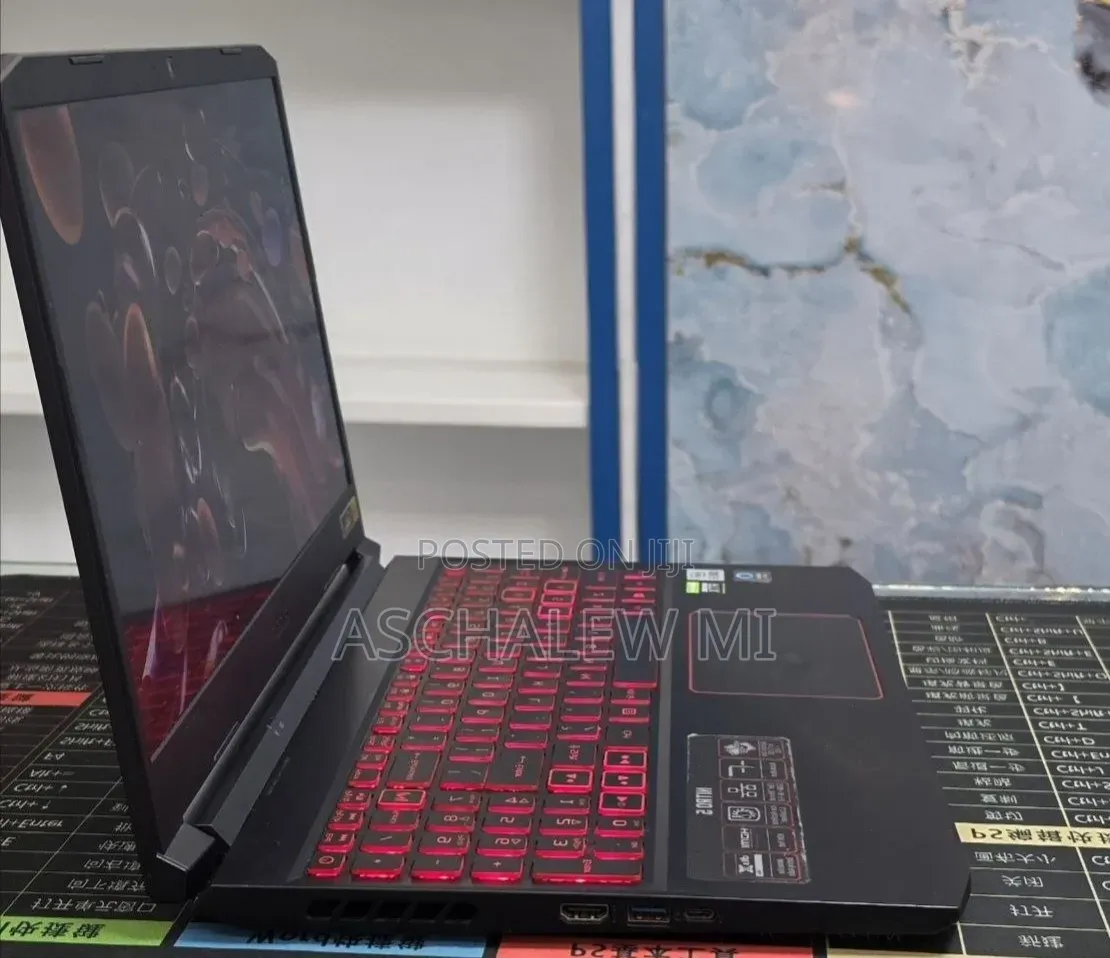 New Laptop Acer Nitro 5 8GB Intel Core i5 SSD 256GB