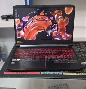 New Laptop Acer Nitro 5 8GB Intel Core i5 SSD 256GB