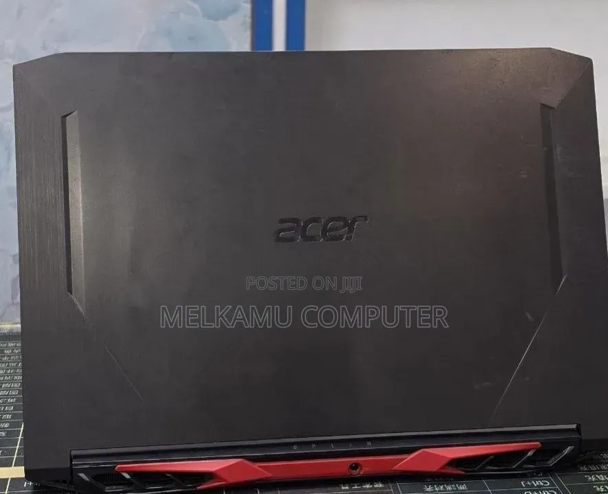 New Laptop Acer Nitro 5 8GB Intel Core i5 SSD 256GB