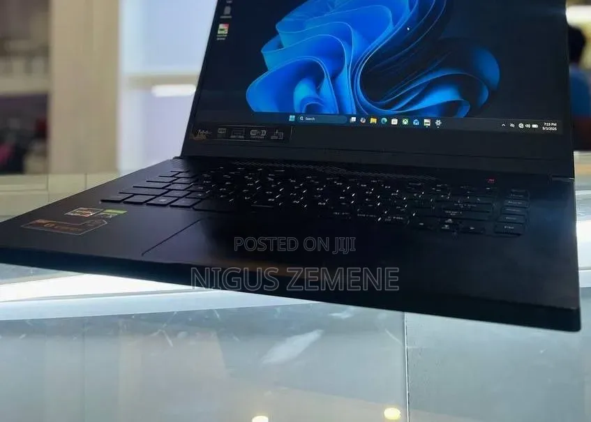 New Laptop Asus ROG Strix G15 16GB AMD Ryzen 7 SSD 512GB