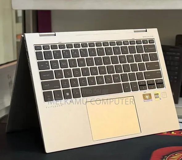 New Laptop HP EliteBook 830 G9 16GB Intel Core i7 SSD 512GB