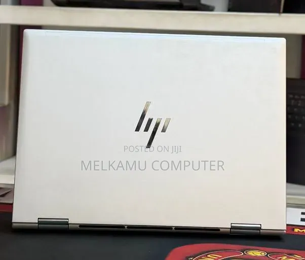 New Laptop HP EliteBook 830 G9 16GB Intel Core i7 SSD 512GB