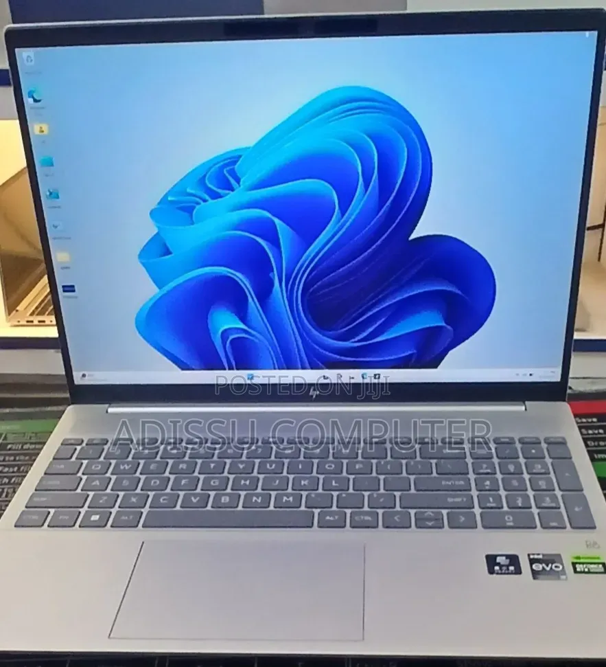 New Laptop HP Pavilion 14 16GB Intel Core i7 SSD 1T