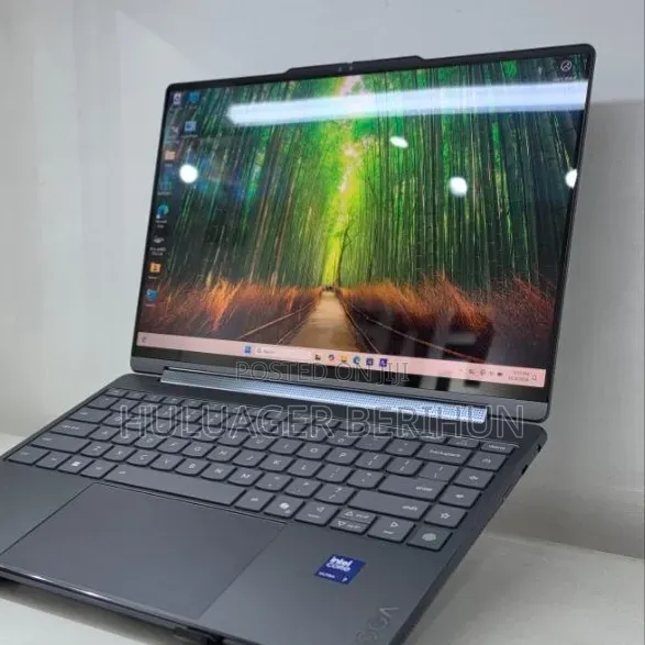 New Laptop Lenovo Yoga 9i 16GB Intel Core Ultra 7 SSD 512GB