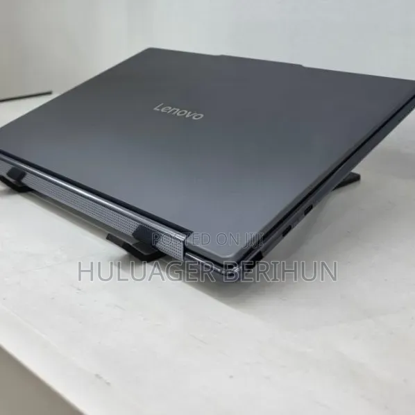 New Laptop Lenovo Yoga 9i 16GB Intel Core Ultra 7 SSD 512GB