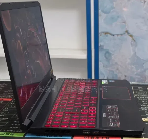 New Laptop Acer Nitro 5 8GB Intel Core i7 SSD 256GB