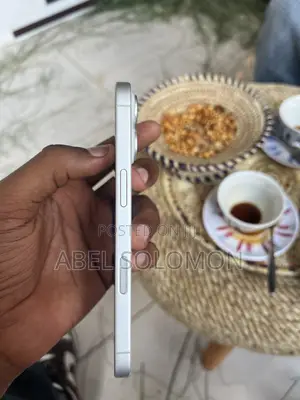 Apple iPhone 16 128 GB White