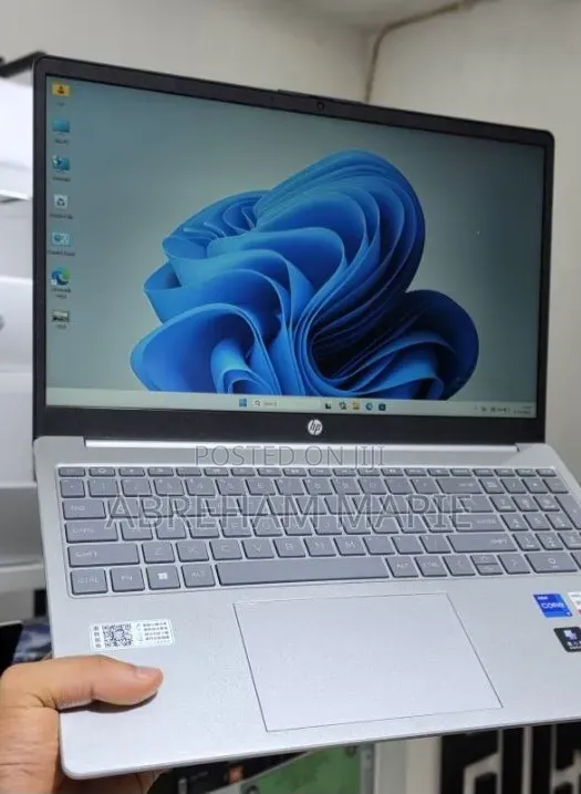 New Laptop HP Stream Notebook 16GB Intel Core i7 SSD 1T