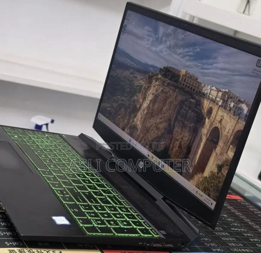 Laptop HP Pavilion Power 15 16GB Intel Core i5 SSD 512GB