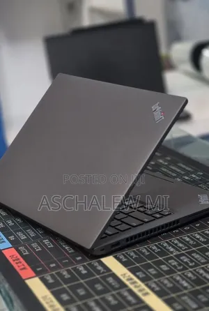 New Laptop Lenovo ThinkPad T14 16GB Intel Core i7 SSD 512GB