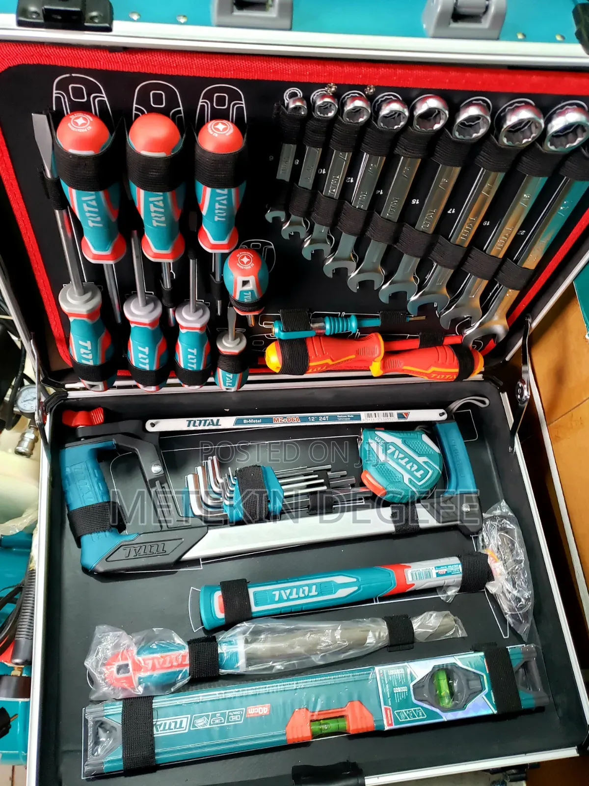 TOTAL 166-Piece Cordless Multi-Purpose Tool Set