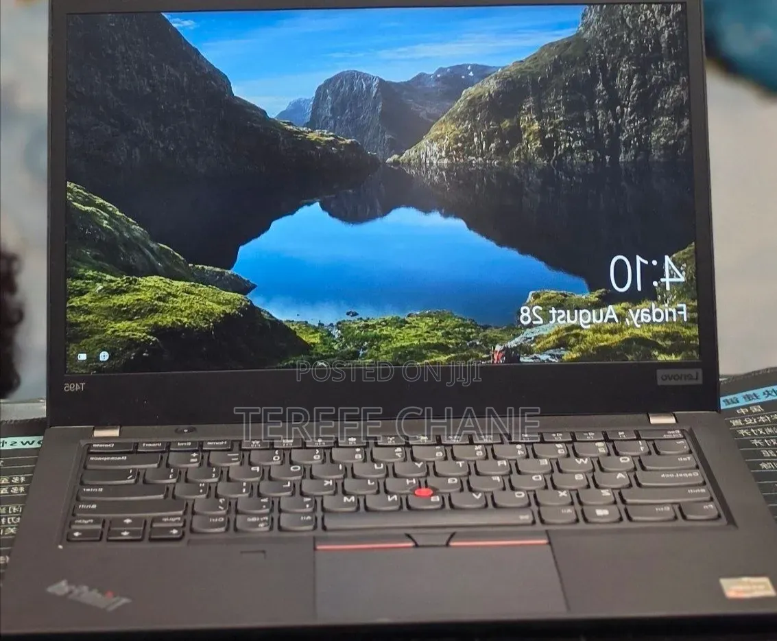 New Laptop Lenovo ThinkPad t495s 8GB AMD Ryzen 5 SSD 512GB