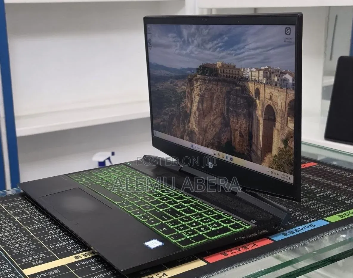 New Laptop HP Pavilion Power 15 16GB Intel Core i5 SSD 512GB