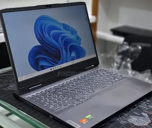 New Laptop Lenovo Legion 5 16GB AMD Ryzen 7 SSD 512GB