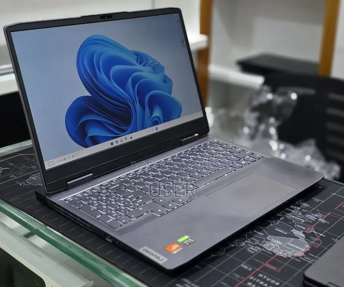 New Laptop Lenovo Legion 5 16GB AMD Ryzen 7 SSD 512GB
