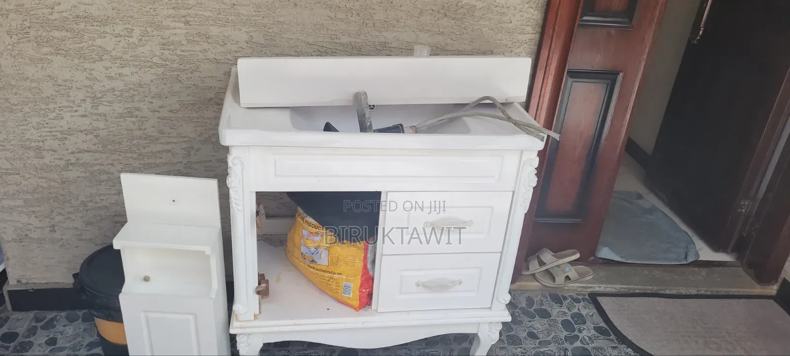 Handwash Cabinet