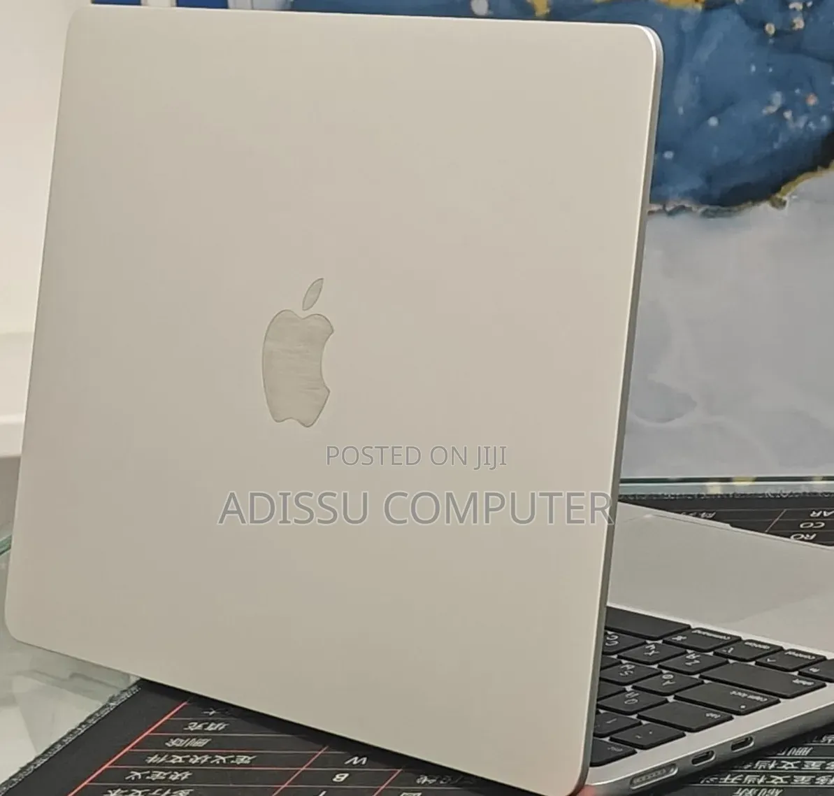 New Laptop Apple MacBook Air 2022 M2 8GB Apple M2 SSD 256GB
