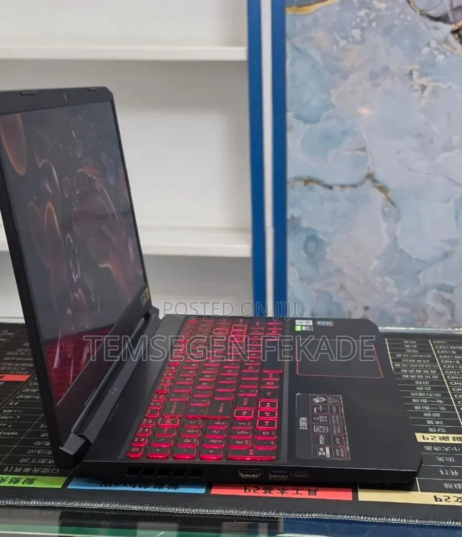 New Laptop Acer Nitro 5 8GB Intel Core i5 SSD 256GB