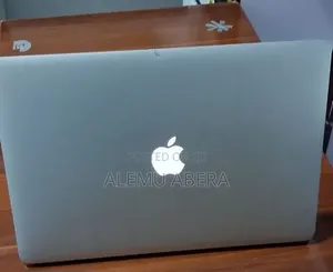 New Laptop Apple MacBook Pro 2014 16GB Intel Core i7 SSD 256GB