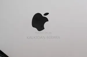 New Laptop Apple MacBook Pro 16GB Apple M5 SSD 512GB