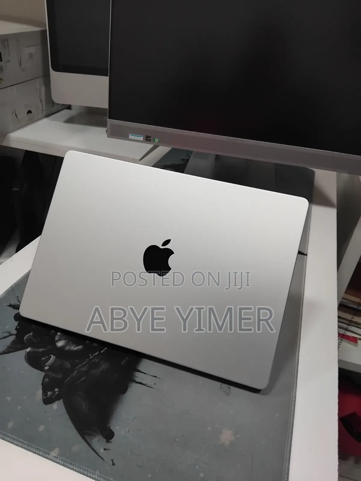 New Laptop Apple MacBook Pro 2024 M4 16GB Apple M4 SSD 512GB