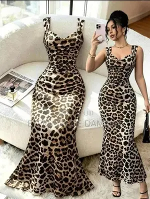 Ladies Full Dress