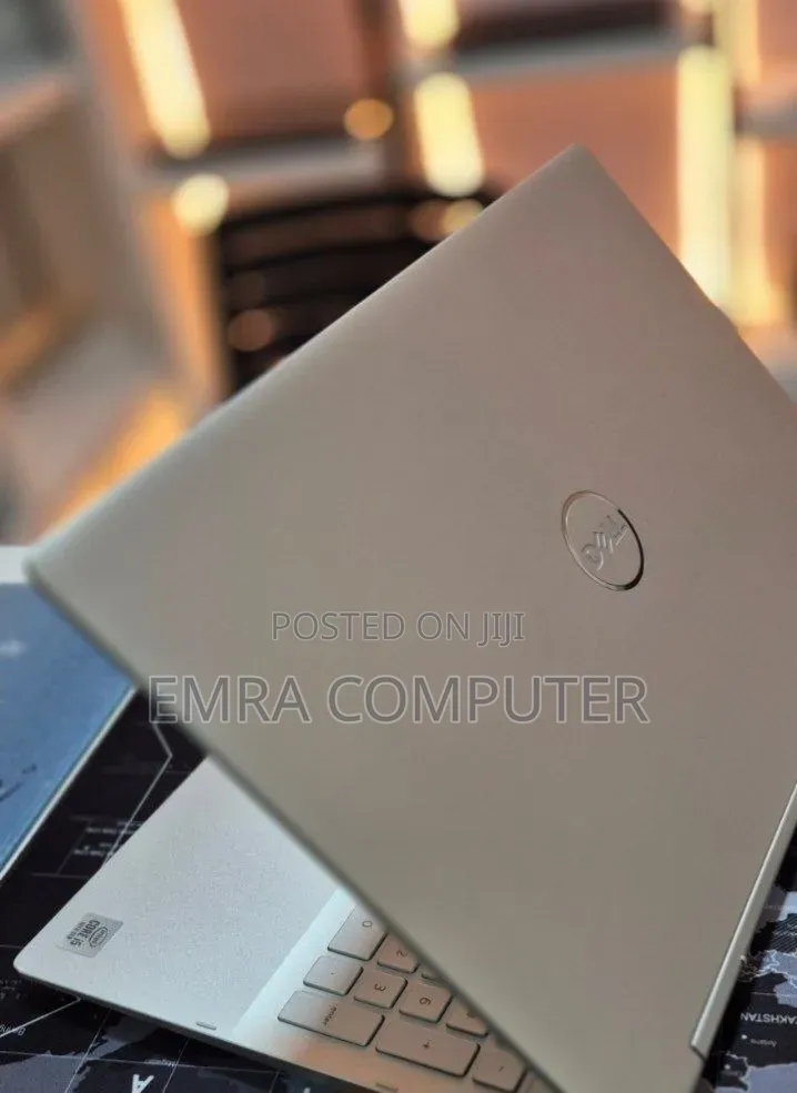 New Laptop Dell Inspiron 15 16GB Intel Core i5 SSD 256GB