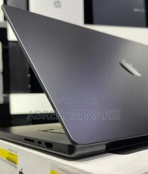New Laptop Apple MacBook Pro 2024 M4 Pro 48GB Apple M4 Pro SSD 2T