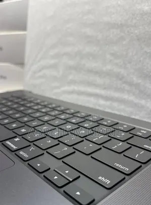 New Laptop Apple MacBook Pro 2024 M4 Pro 48GB Apple M4 Pro SSD 2T