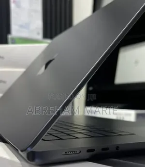 New Laptop Apple MacBook Pro 2024 M4 Pro 48GB Apple M4 Pro SSD 2T