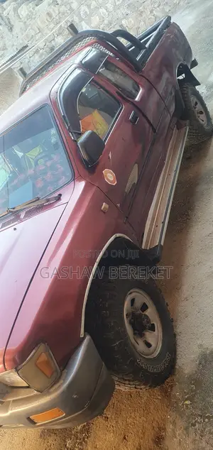 Toyota Hilux 1994 Red