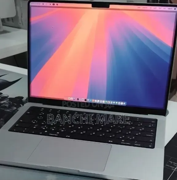 New Laptop Apple MacBook Pro 2024 M4 16GB Apple M4 SSD 512GB