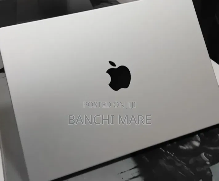 New Laptop Apple MacBook Pro 2024 M4 16GB Apple M4 SSD 512GB